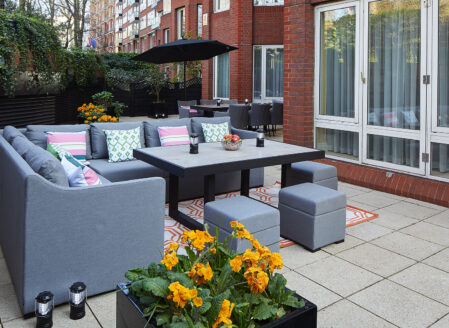 Deluxe Two Bedroom Garden Terrace Apartment (OA) - Garden terrace