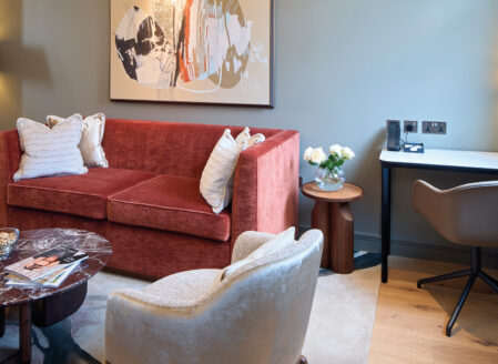 Luxury One-Bedroom Apartment w/ Sofa Bed